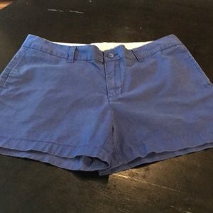 8 Women’s Perfect Mosaic Blue Gap 4 in Short 🌈
